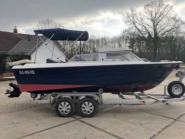 Draco 2000 snelle motorboot - afbeelding 14 van  19