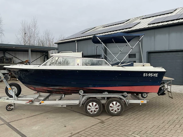 Draco 2000 snelle motorboot - afbeelding 18 van  19