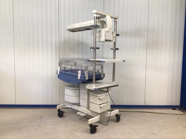 Dräger - babytherm 8010 - babywarmer - afbeelding 2 van  4