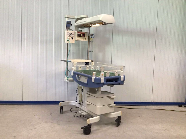 Dräger - babytherm 8010 - babywarmer - afbeelding 1 van  4