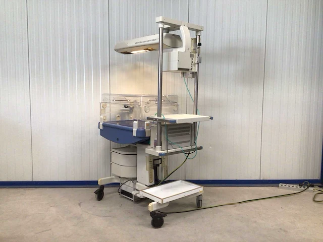 Dräger - babytherm 8010 - babywarmer - afbeelding 2 van  4