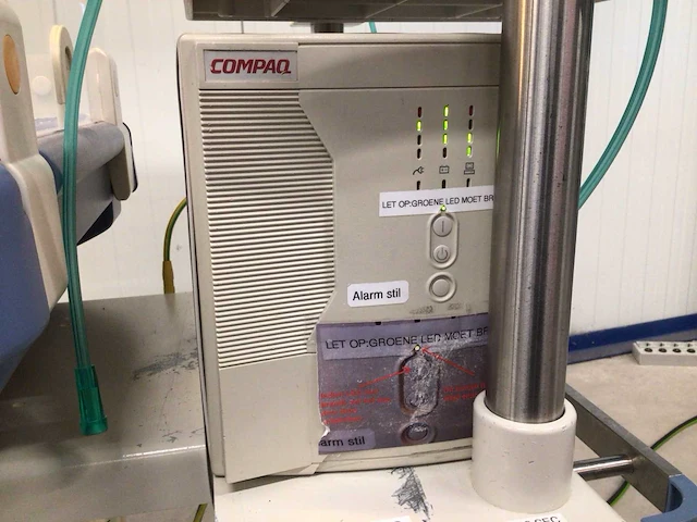 Dräger - babytherm 8010 - babywarmer - afbeelding 4 van  4