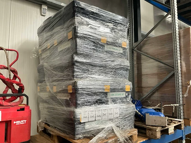 Dräger ademhalingsapparatuur (5x) - afbeelding 3 van  11