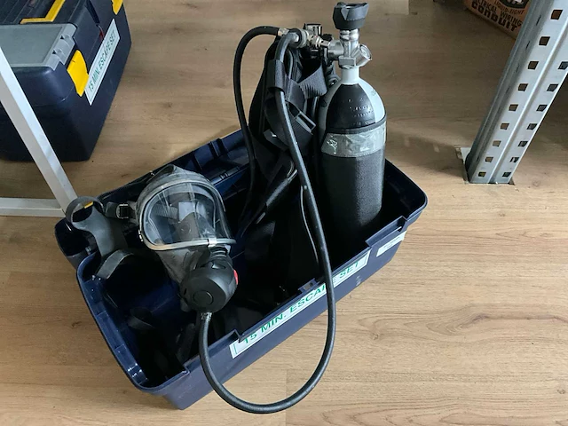 Dräger ademhalingsapparatuur (5x) - afbeelding 4 van  11