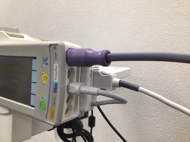 Dräger infinity m540 patiëntmonitor - afbeelding 3 van  6