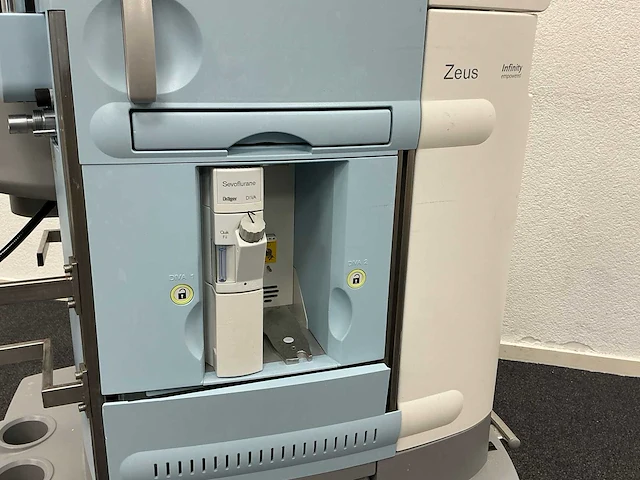 Dräger zeus infinity anesthesie toestel incl. verdamper - afbeelding 12 van  12