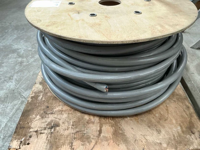 Draka 5 aderig kabel met haspel - afbeelding 3 van  5
