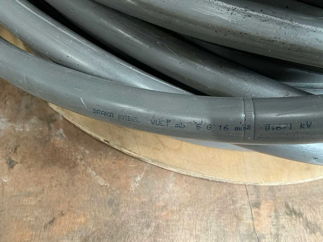 Draka 5 aderig kabel met haspel - afbeelding 4 van  5