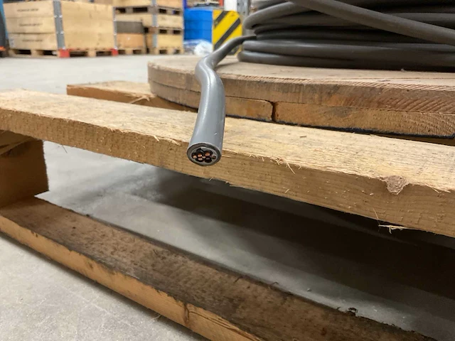 Draka vult dca 0.6/1kv 7g2.5mm2 haspel installatiedraad - afbeelding 2 van  2