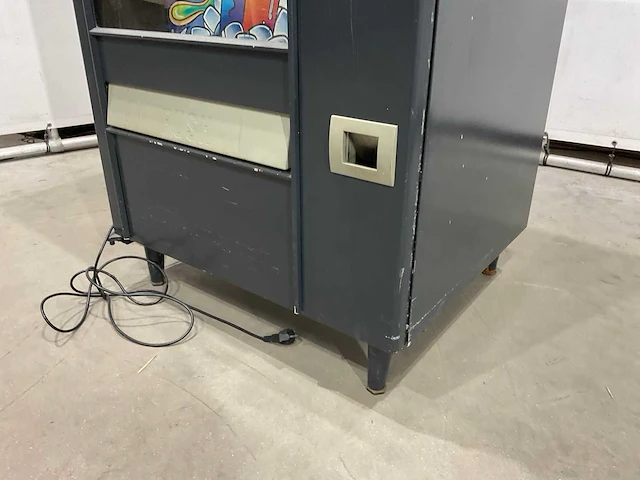 Drank en snoep automaat - afbeelding 8 van  16