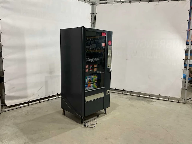 Drank en snoep automaat - afbeelding 9 van  16
