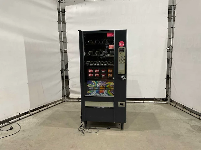 Drank en snoep automaat - afbeelding 10 van  16