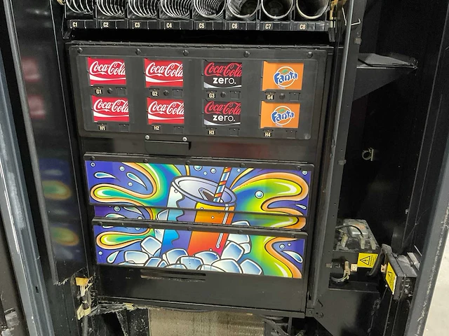 Drank en snoep automaat - afbeelding 13 van  16