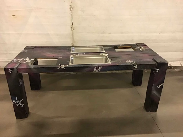 Drankentafel hout zwart ufo - afbeelding 1 van  4