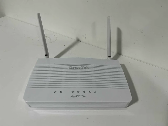 Draytek - vigorlte 200n lte (4g) modem (6x) - afbeelding 1 van  2
