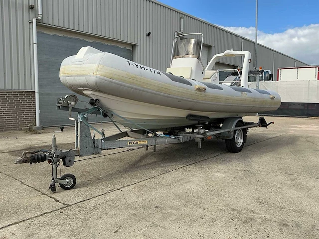Dream big company 520 rib boot met aanhangwagen - afbeelding 1 van  26