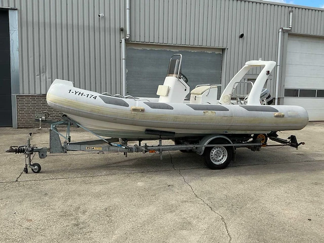 Dream big company 520 rib boot met aanhangwagen - afbeelding 12 van  26