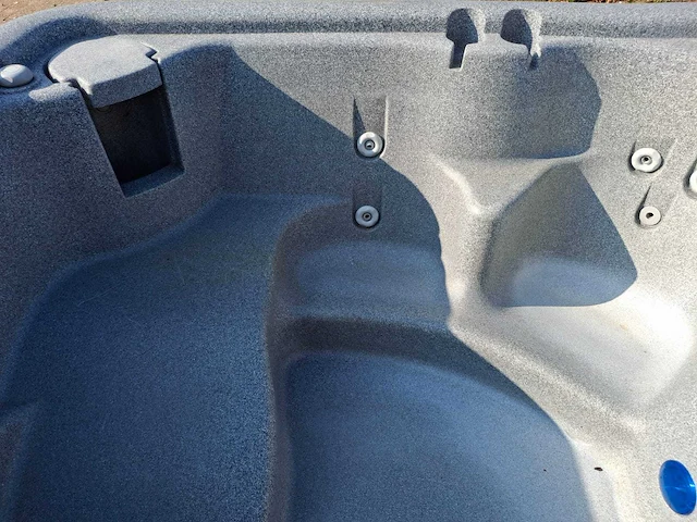Dreammaker 5 persoons hufterproof jacuzzi en buitenspa - afbeelding 2 van  29