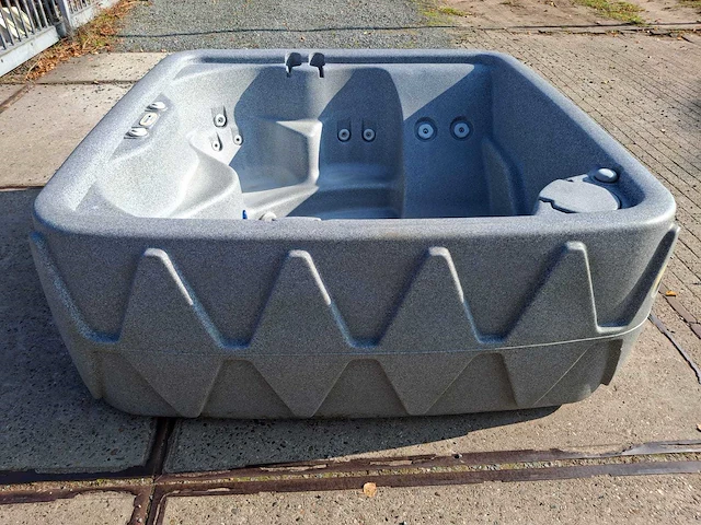 Dreammaker 5 persoons hufterproof jacuzzi en buitenspa - afbeelding 5 van  29