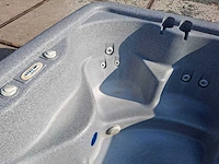 Dreammaker 5 persoons hufterproof jacuzzi en buitenspa - afbeelding 25 van  29