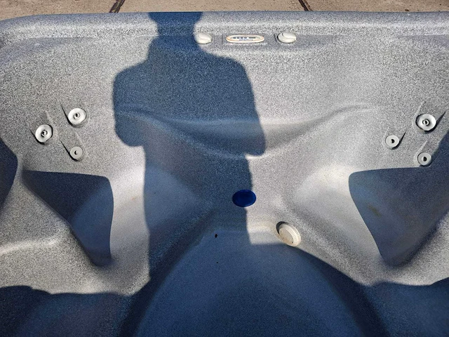 Dreammaker 5 persoons hufterproof jacuzzi en buitenspa - afbeelding 27 van  29