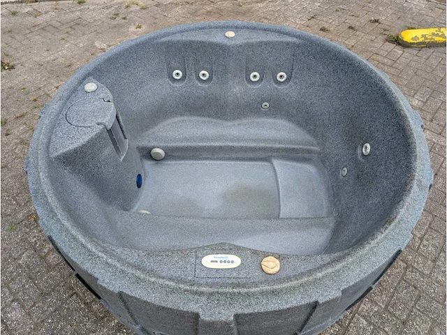 Dreammaker balboa 5 persoons jacuzzi en spa - afbeelding 1 van  20