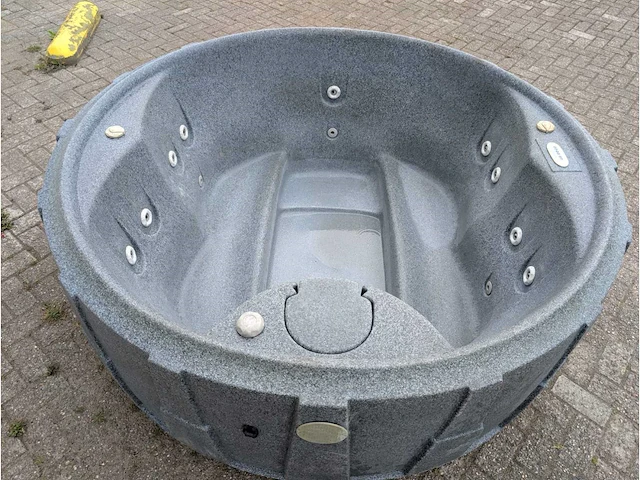 Dreammaker balboa 5 persoons jacuzzi en spa - afbeelding 17 van  20