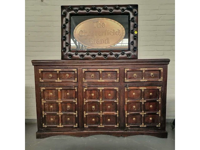 Dressoir chesterfield, bruin - afbeelding 1 van  4