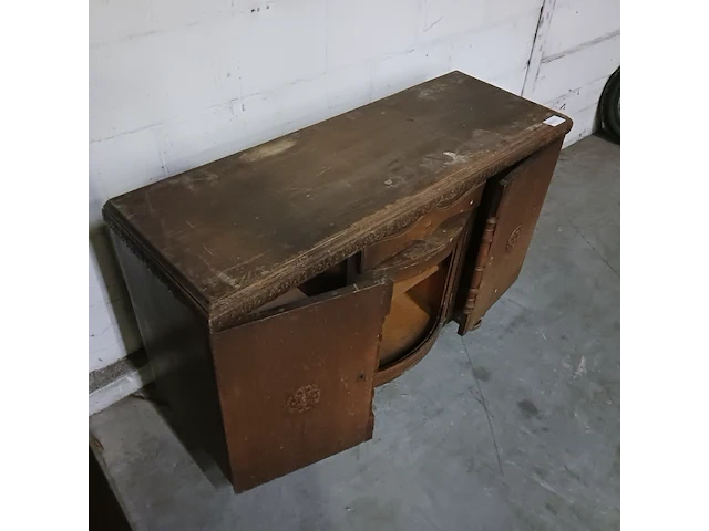 Dressoir met drie deuren en een lade - afbeelding 8 van  16