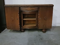 Dressoir met drie deuren en een lade - afbeelding 1 van  16