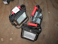 Drie bouwlampen. - afbeelding 2 van  2