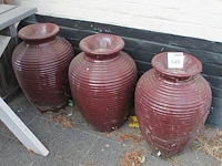 Drie decoratieve vazen. hoogte 50 cm. - afbeelding 1 van  2