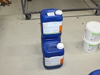 Drie deels aangebroken cans rvs clean. - afbeelding 1 van  2