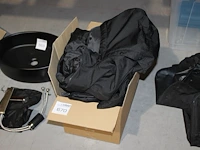 Drie doorwerkjassen helly hansen maten m en 2x xl. - afbeelding 2 van  3