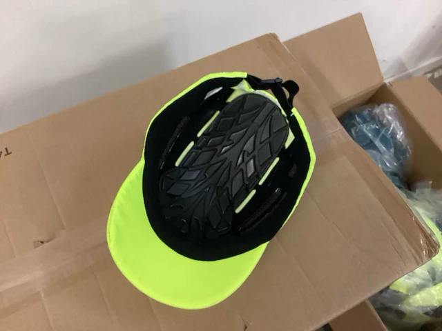 Drie dozen portwest airtech bump cap (96x) - afbeelding 5 van  8