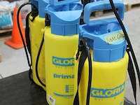 Drie drukspuiten gloria. - afbeelding 2 van  2