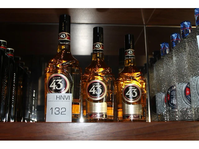Drie flessen likeur 43. - afbeelding 1 van  2