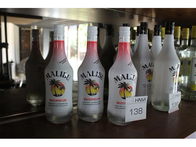 Drie flessen malibu watermelon. - afbeelding 1 van  2