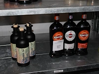 Drie flessen martini in diverse uitvoeringen. - afbeelding 2 van  2