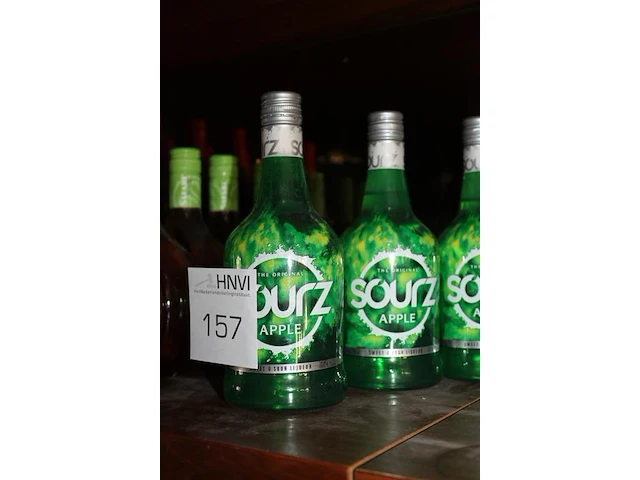 Drie flessen sourz apple. - afbeelding 2 van  2