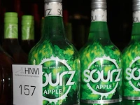 Drie flessen sourz apple. - afbeelding 2 van  2