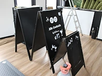 Drie houten stoepborden in twee maten waaronder 70 x 120 cm. - afbeelding 2 van  2