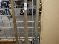 Drie houten voorhamers. - afbeelding 2 van  2