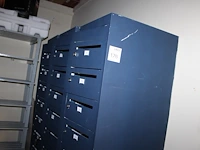 Drie lockerkasten met 10 lockers. afmeting 38 x 50 x 180 cm. - afbeelding 1 van  2