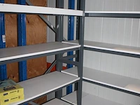 Drie magazijnstellingen exclusief inhoud. afmeting 158 x 41 x 243 cm. - afbeelding 2 van  4