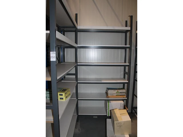 Drie magazijnstellingen exclusief inhoud. afmeting 158 x 41 x 243 cm. - afbeelding 3 van  4