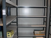 Drie magazijnstellingen exclusief inhoud. afmeting 158 x 41 x 243 cm. - afbeelding 3 van  4