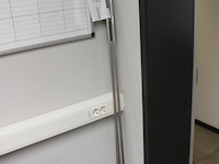 Drie manuele raamopeners in twee lengtes. - afbeelding 3 van  3