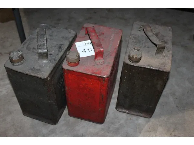 Drie metalen olieblikken shell-mex bp - afbeelding 1 van  1