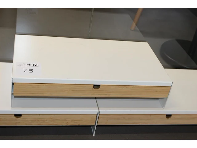 Drie monitorverhogers met lade ikea. - afbeelding 2 van  2